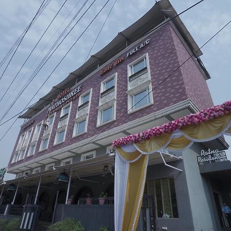 Hotel Mathoshree Thane Ngoại thất bức ảnh