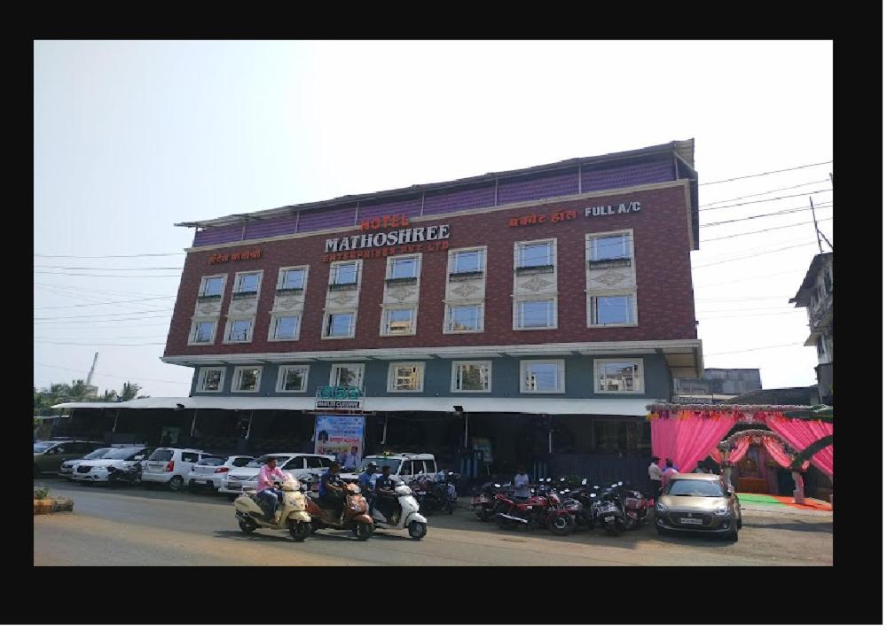 Hotel Mathoshree Thane Ngoại thất bức ảnh